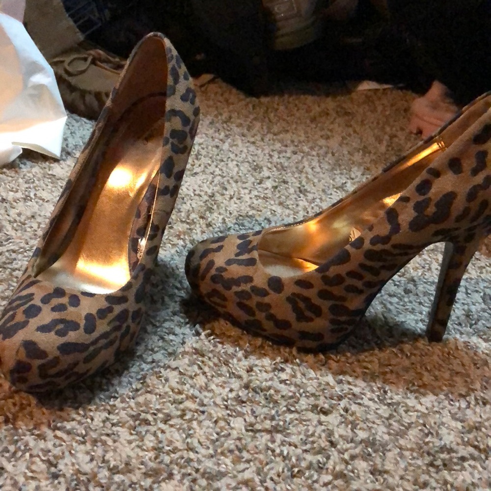 Leopard heels